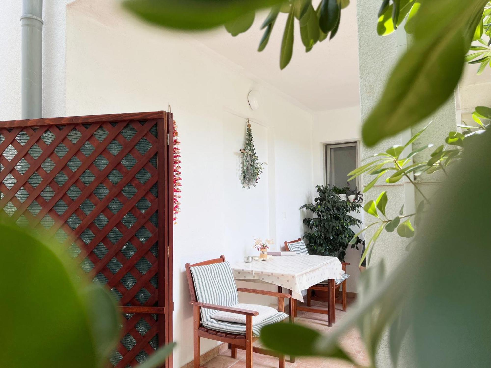 Room Tai - Spacious And Comfy With Private Terrace Hvar Town Luaran gambar